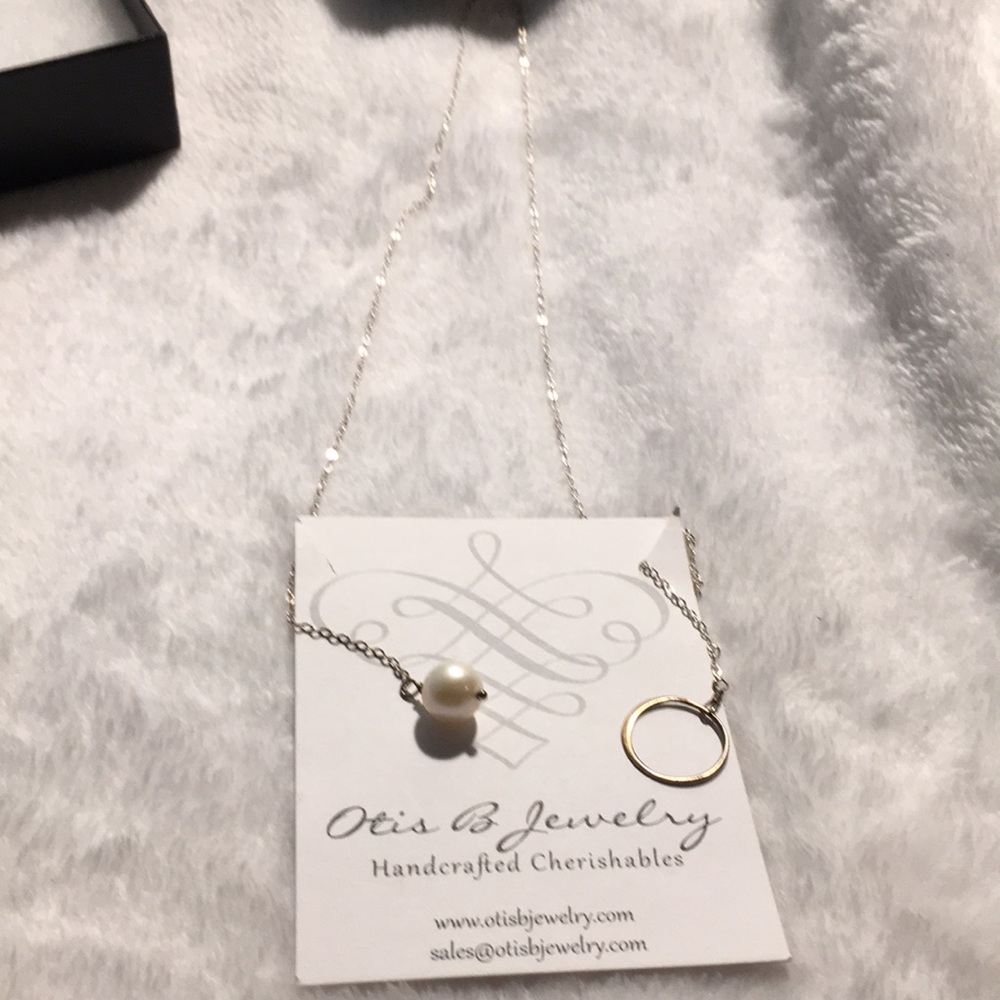 Otis B Jewelry Handcrafted Cherishables dainty silver tone & pearl necklace